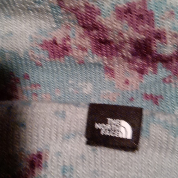 The north face hat - Picture 2 of 3